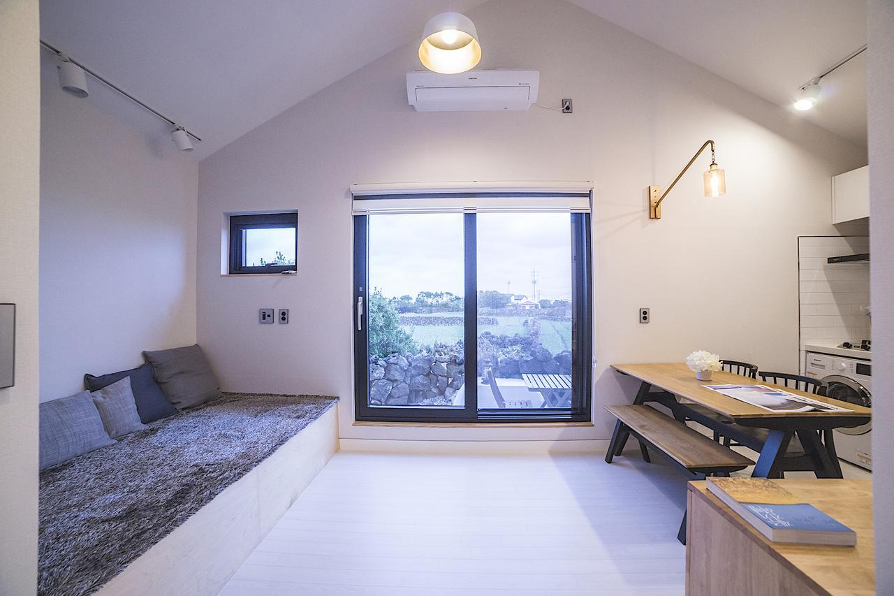 Wooyeon Handong Pension Jeju Extérieur photo